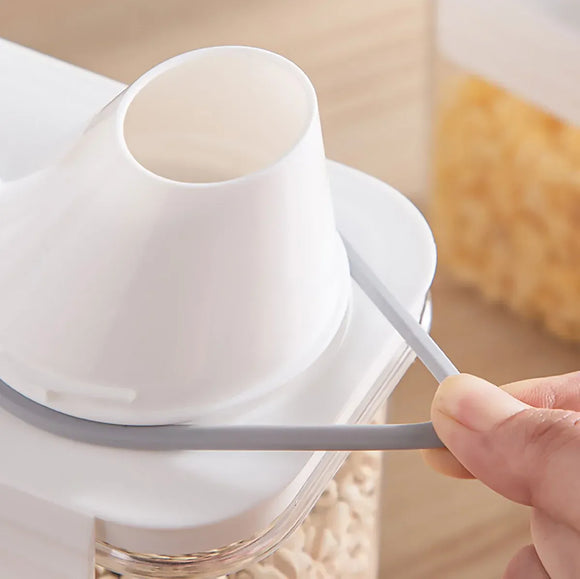 Sealed Household Grain Storage Box Transparent Rice Bucket Kitchen Storage - 2300ml