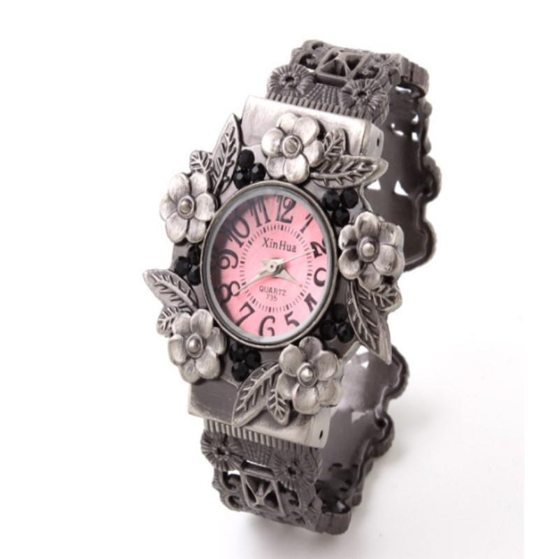 Flower Embossed Retro Bracelet Watch - Women Quartz - Pink