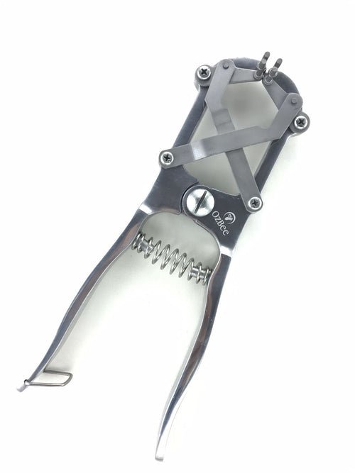 Cattle Lamb Sheep Stainless Steel Elastrator Castrating Plier with 100 Rubber - RnR Galore